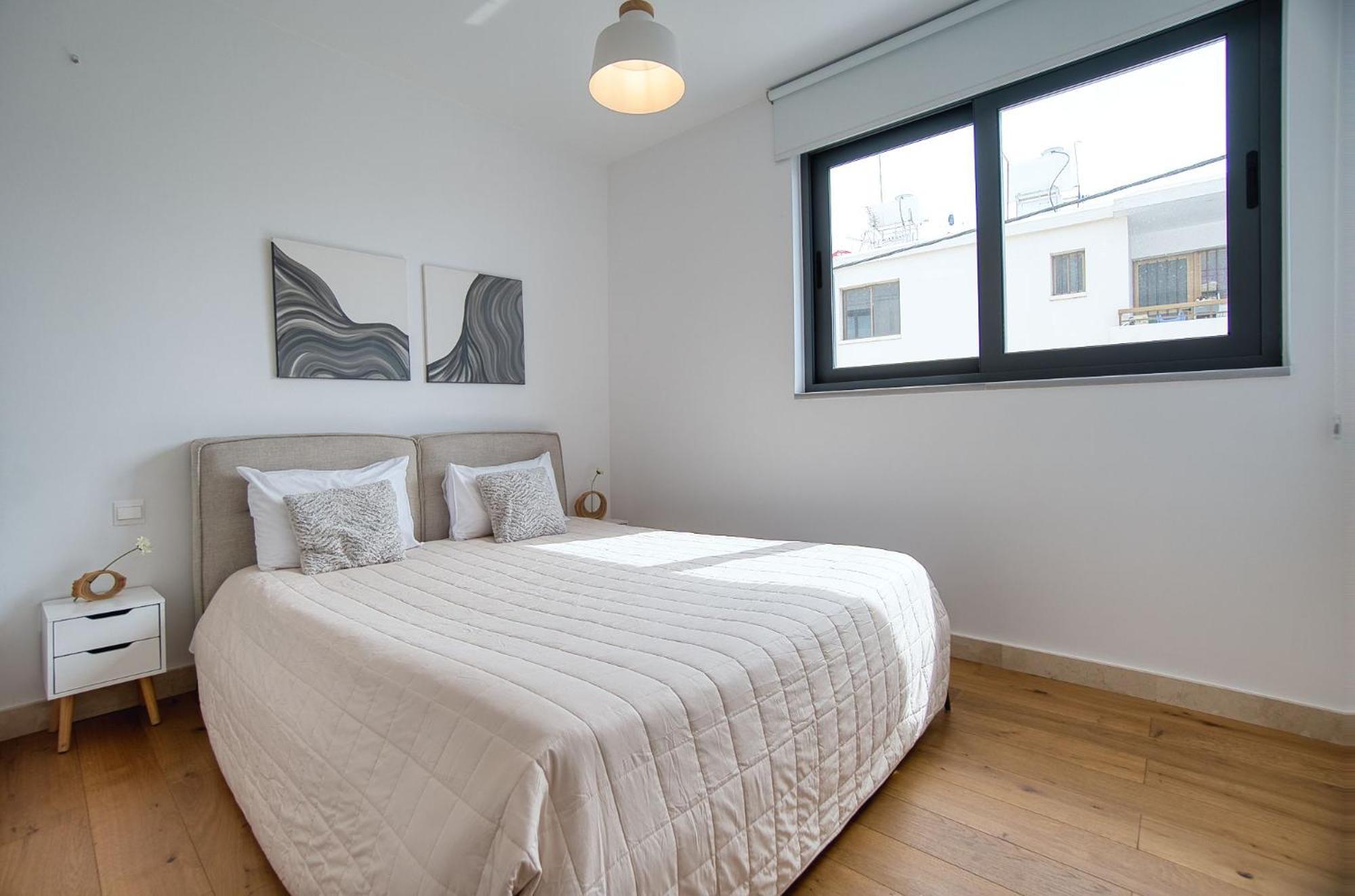 Avenue 103 3 Bed Appartement *